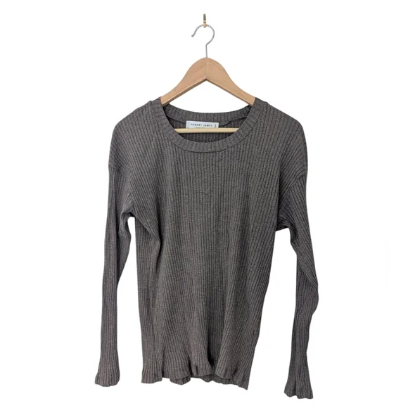 Medium Ribbed Knit Skirt Set - Picture 3 of 7